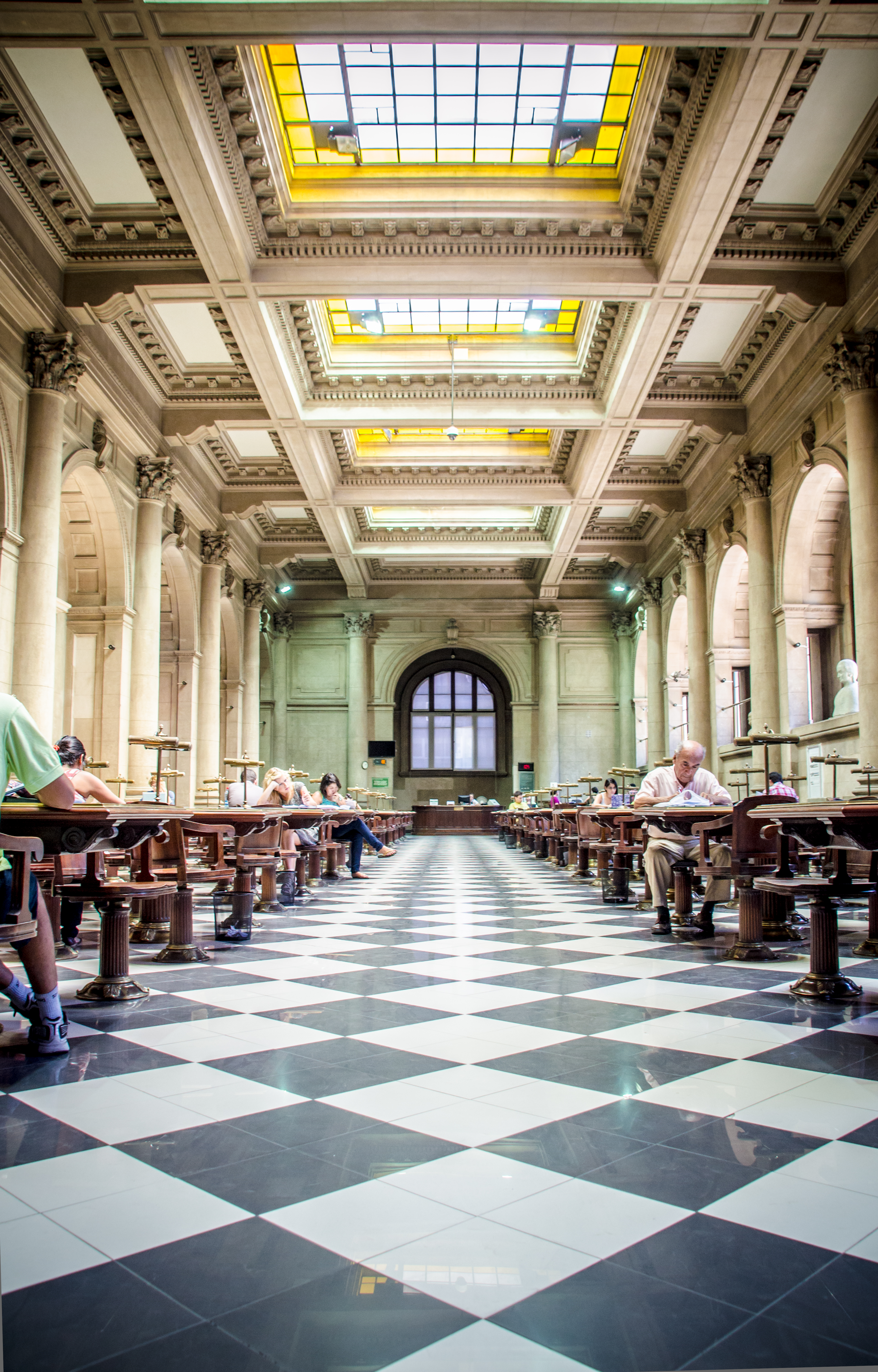 Sala Gabriela Mistral de la Biblioteca Nacional de Chile