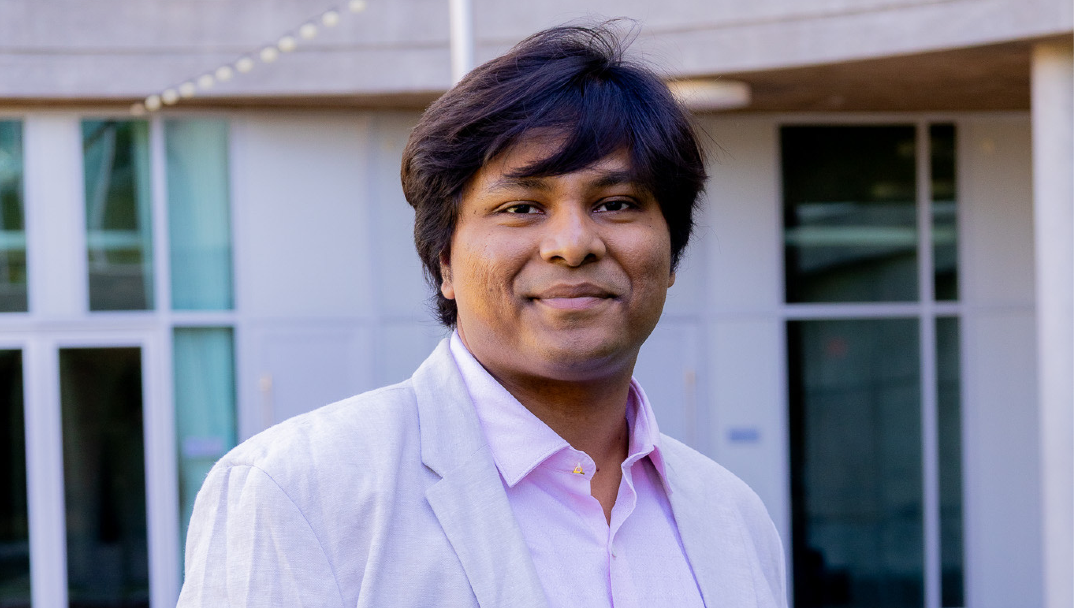 Headshot of Agnik Bhattacharya