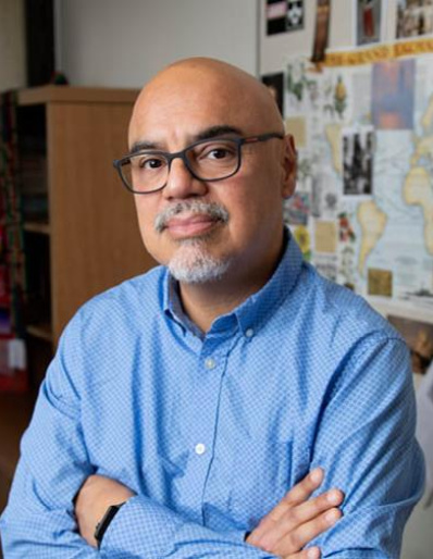 Héctor Tobar