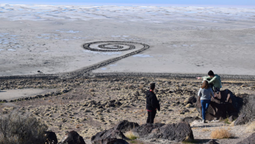 newspotlight_Nisbet_arts_trek.png newspotlight_Nisbet_arts_trek.png